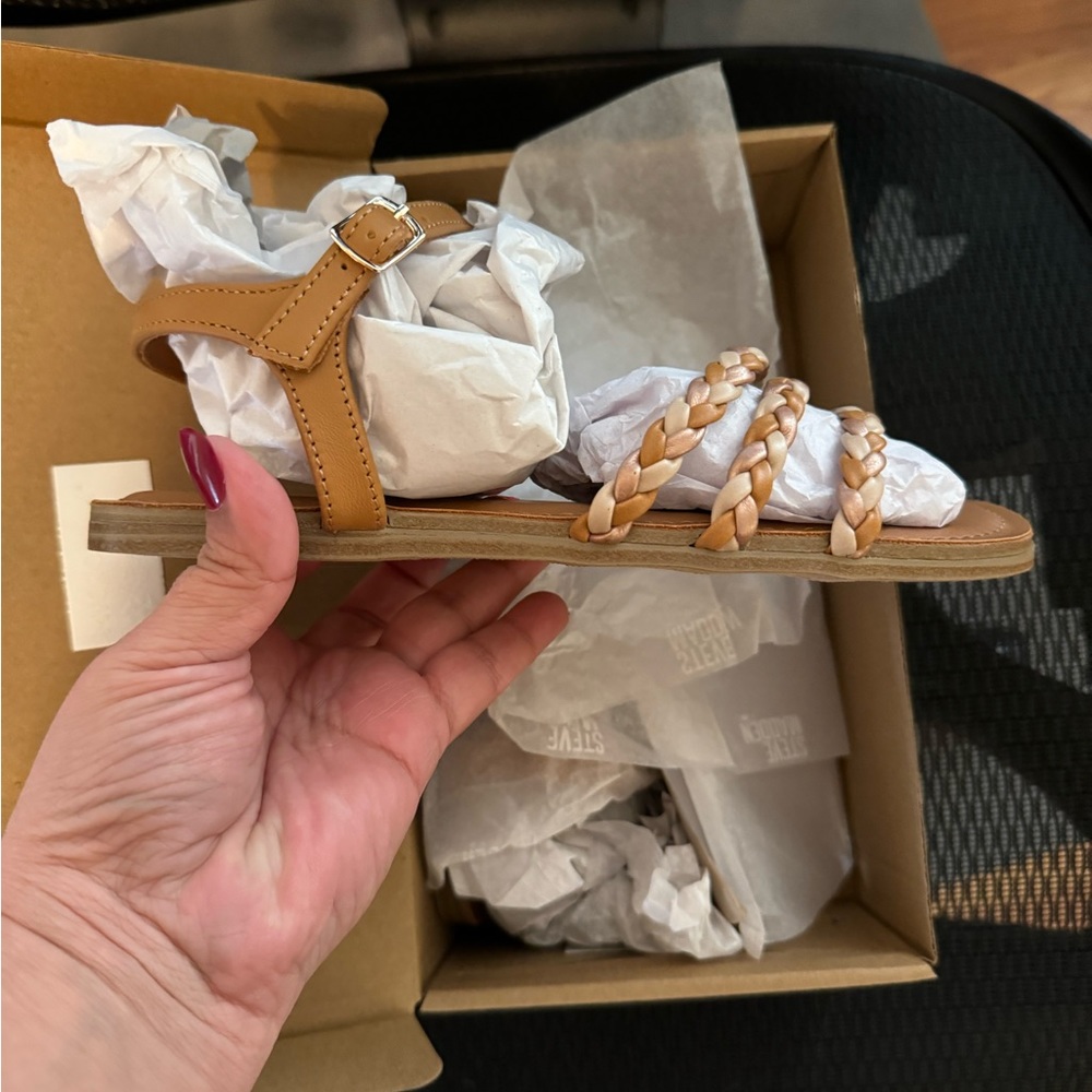 New in box girls sandals